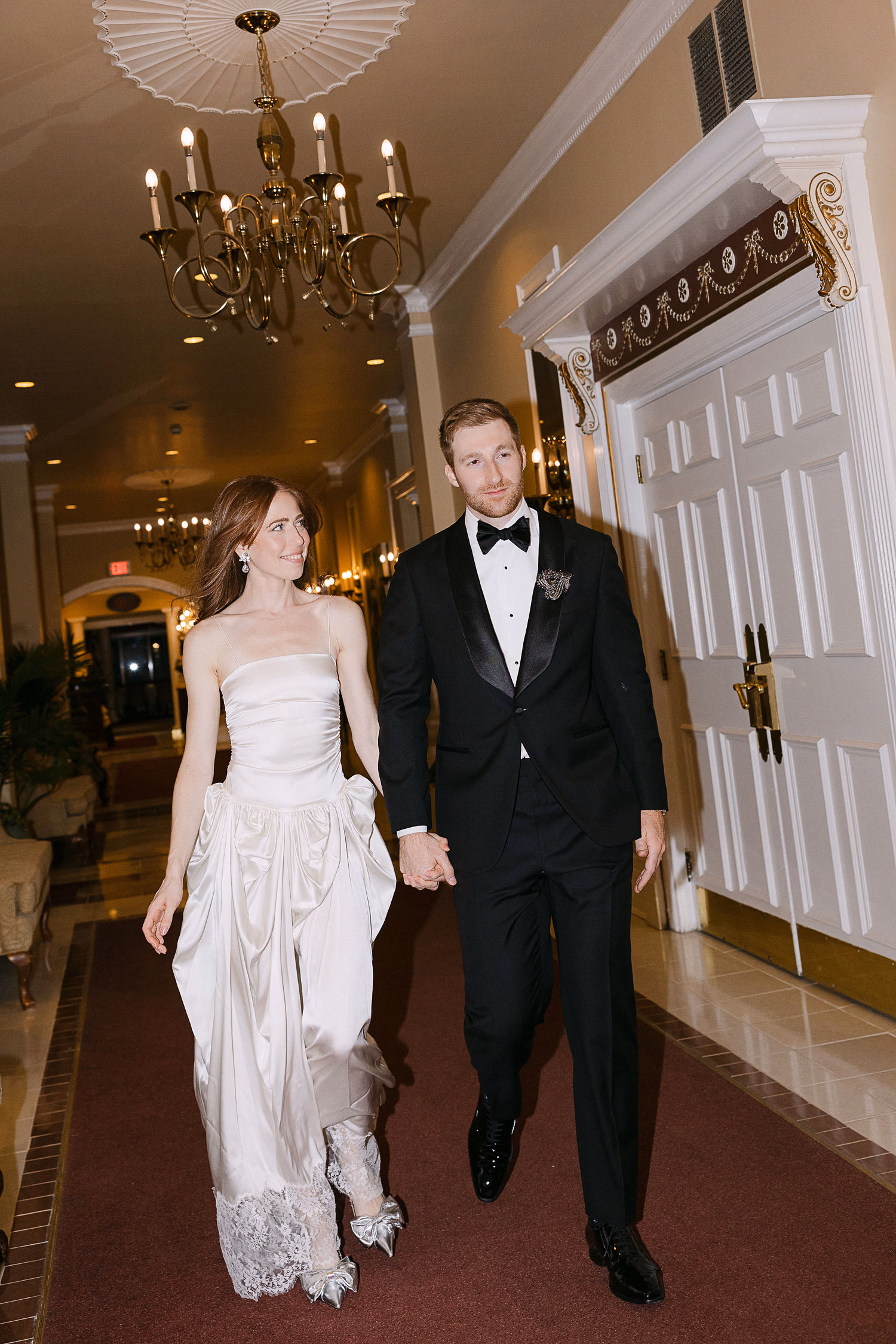 Editorial couple portrait at Queens Landing Hotel in Niagara on the Lake