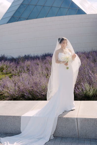 Intimate wedding moment at Aga Khan Museum