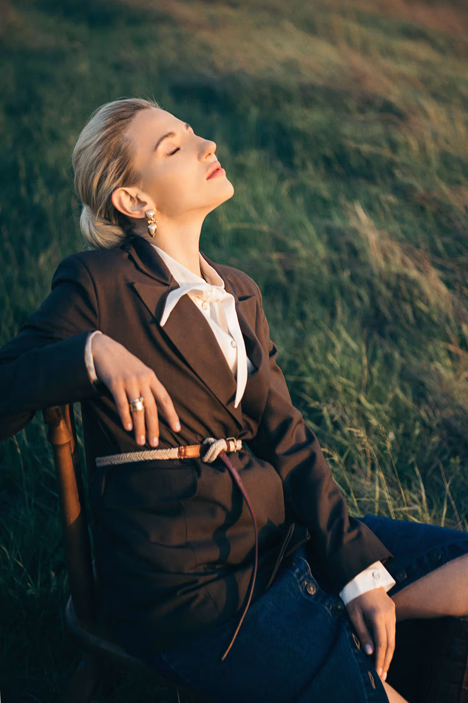 Romantic engagement photoshoot at Blue Mountain