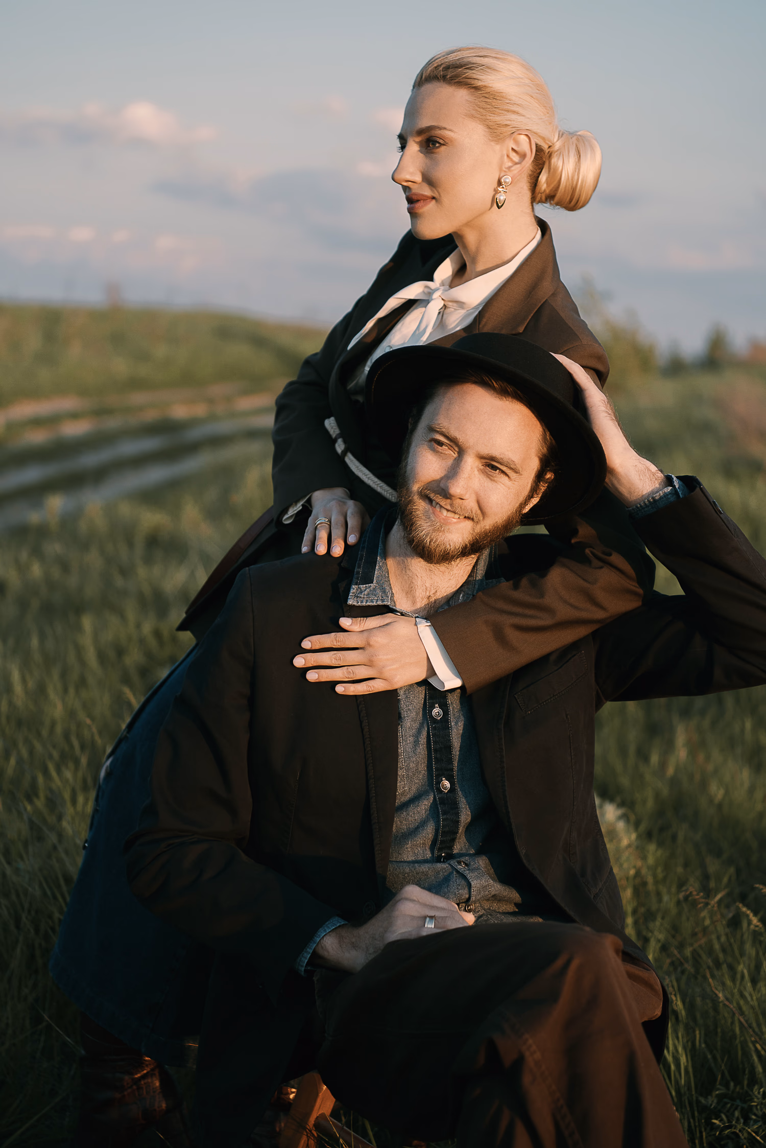 Modern love story captured in a Blue Mountain