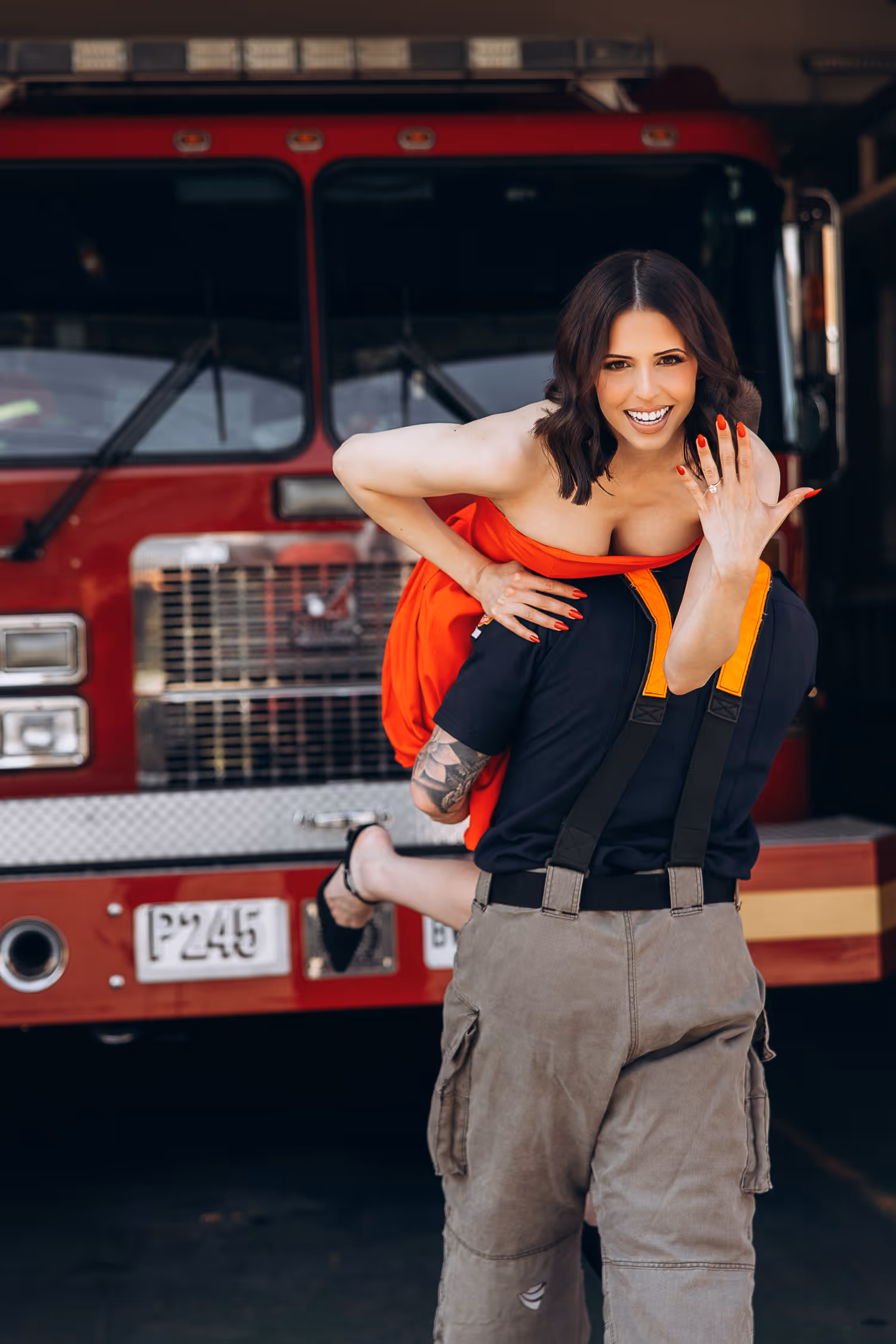 firefighter engagement photosession