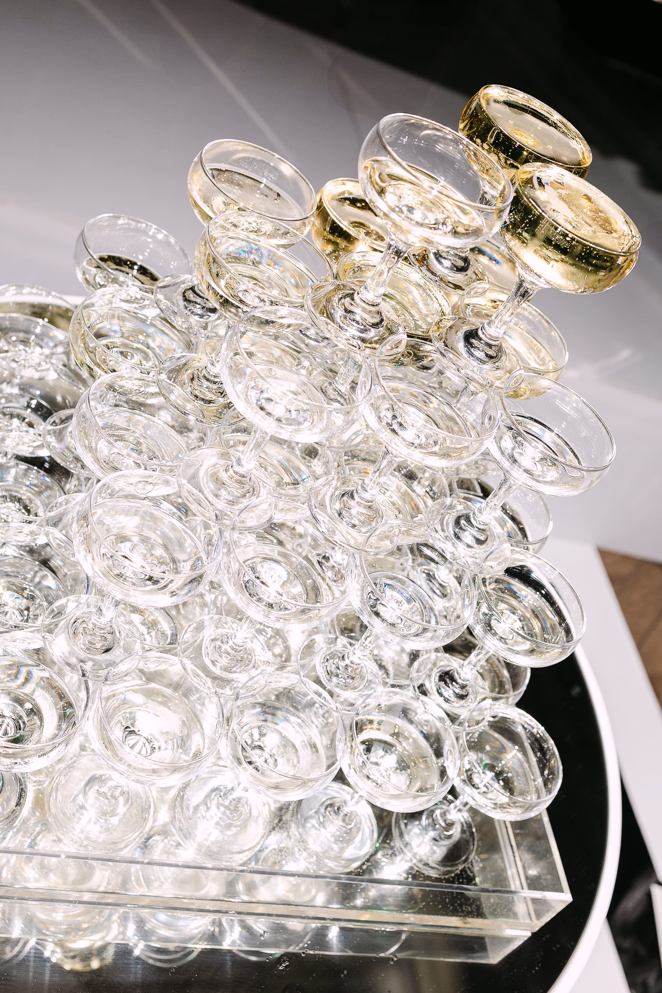 Elegant wedding photography by Astora Studio