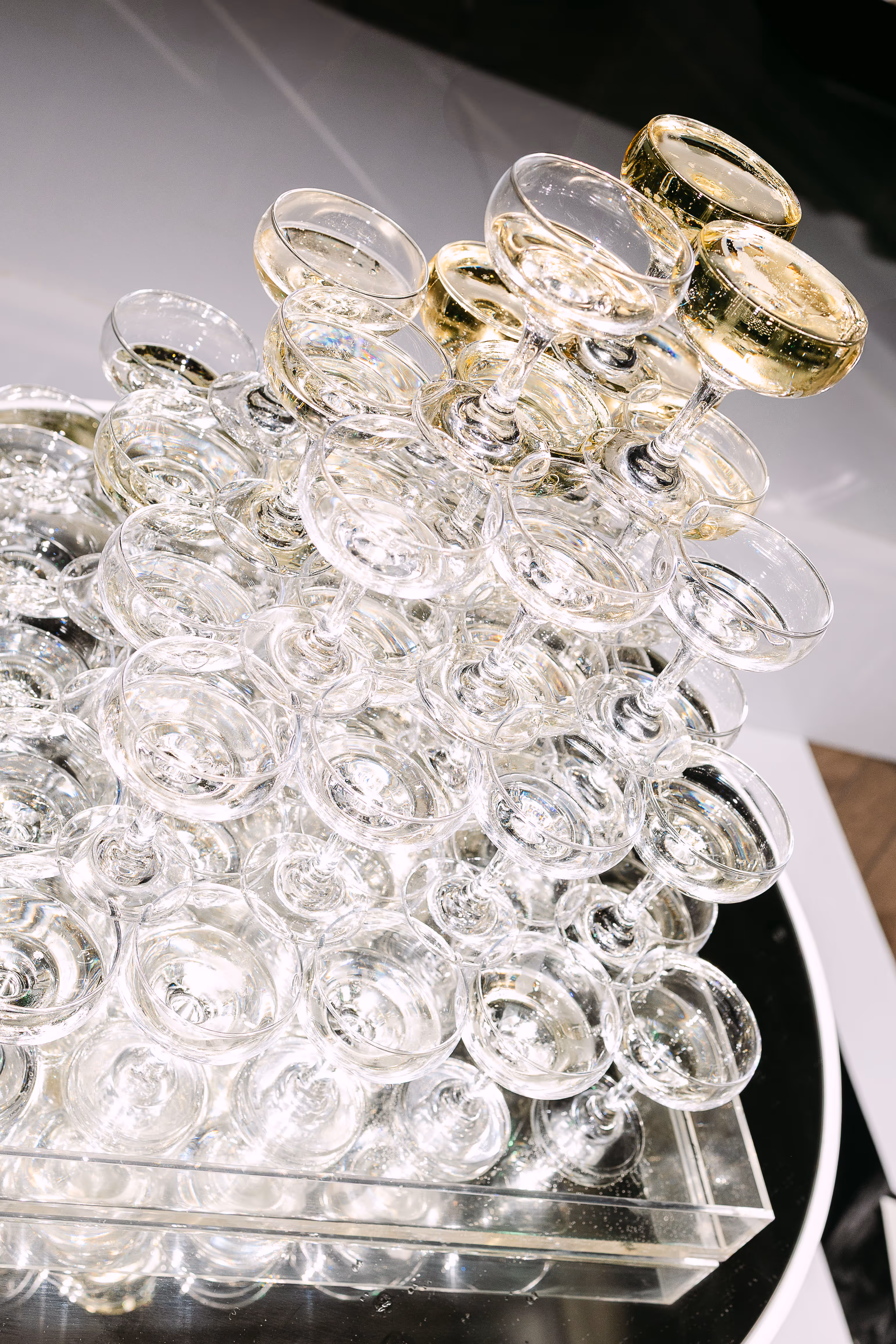 Elegant wedding photography by Astora Studio