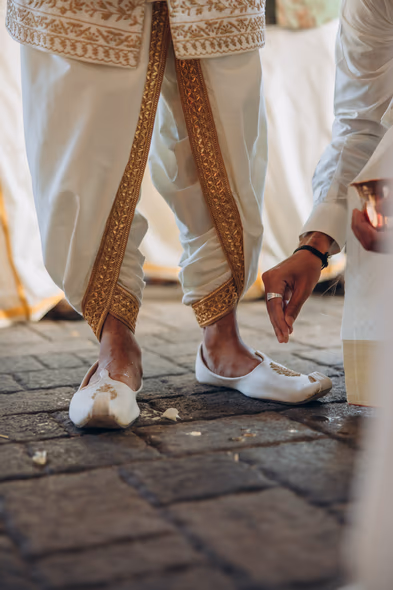 Traditional shoe-stealing ritual at Tamil wedding, Madison Greenhouse wedding photos