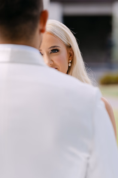 bride and groom portrait at The Arlington Estate Vaughan — Astora Studio wedding photography