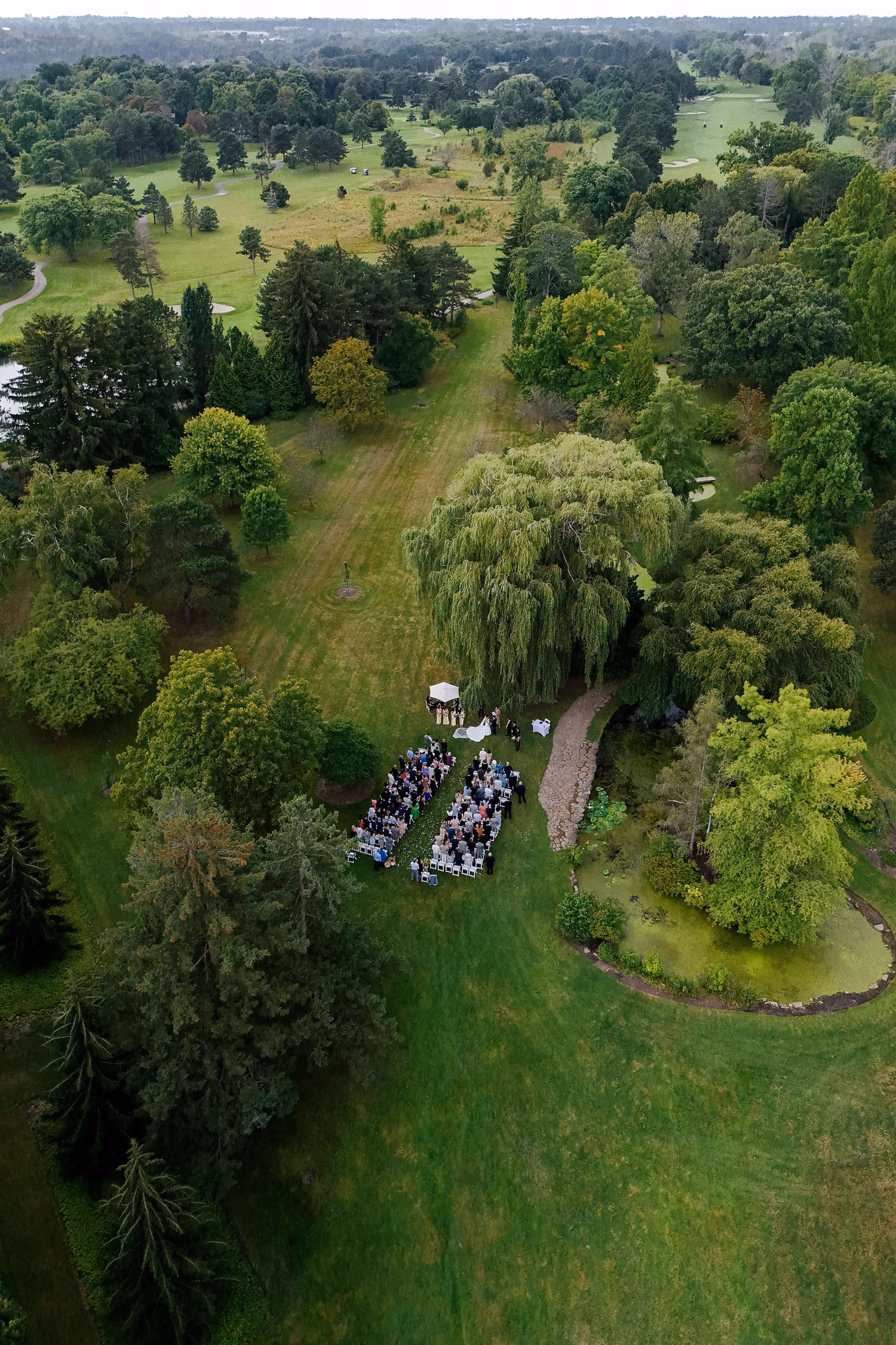 Niagara Botanical Garden wedding photo