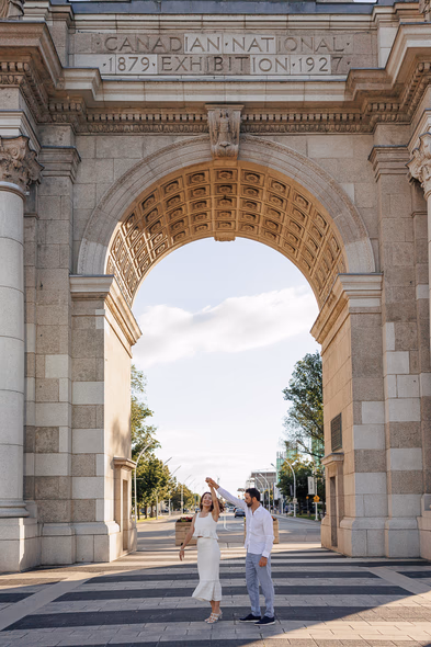 Princes Gates timeless engagement photos