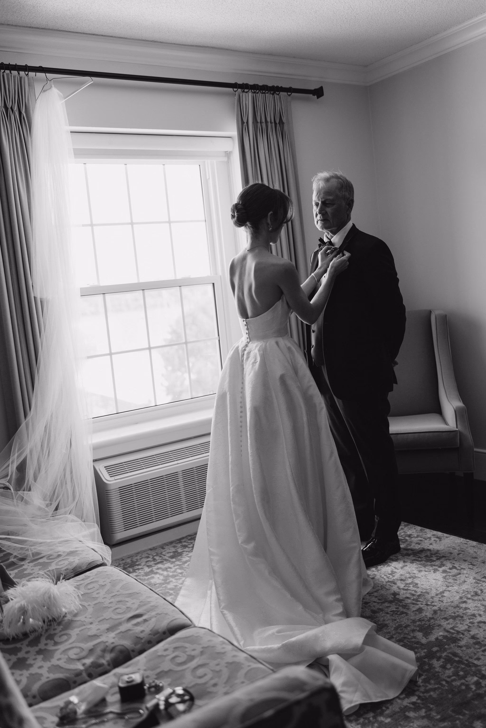 first look photo with father