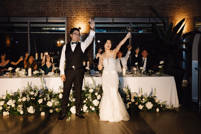 ricarda’s restaurant wedding head table photo