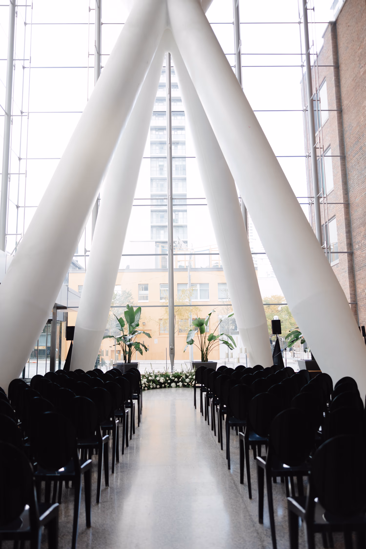 ricarda’s atrium ceremony setup photo
