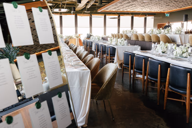 Canoe Restaurant wedding picture